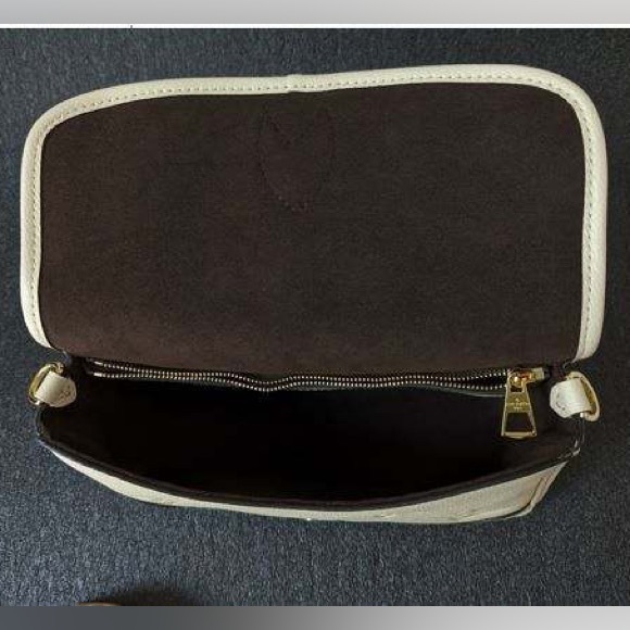 Louis Vuitton Diane Monogram Empreinte, Cream color - **Brand New** - Picture 10 of 11